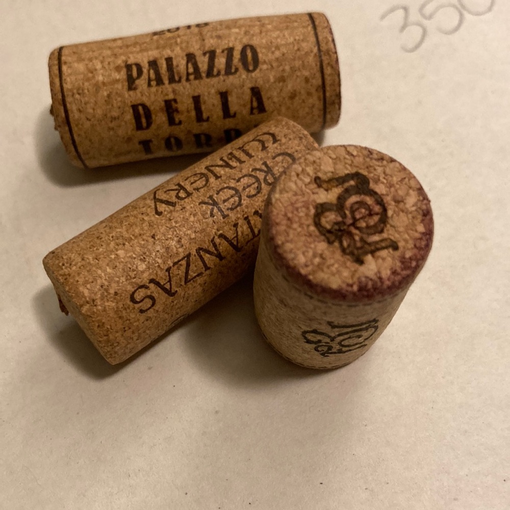 Wine Corks!! 350+